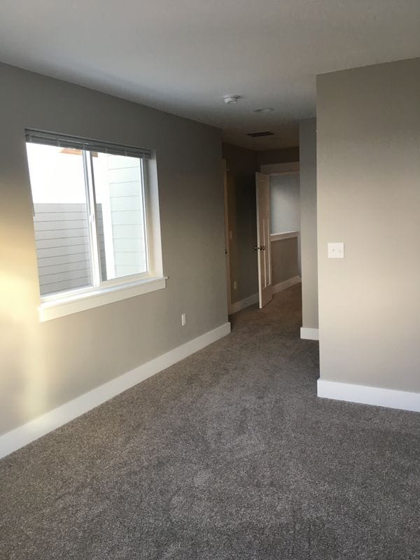 Building Photo - 926 Rosa Way