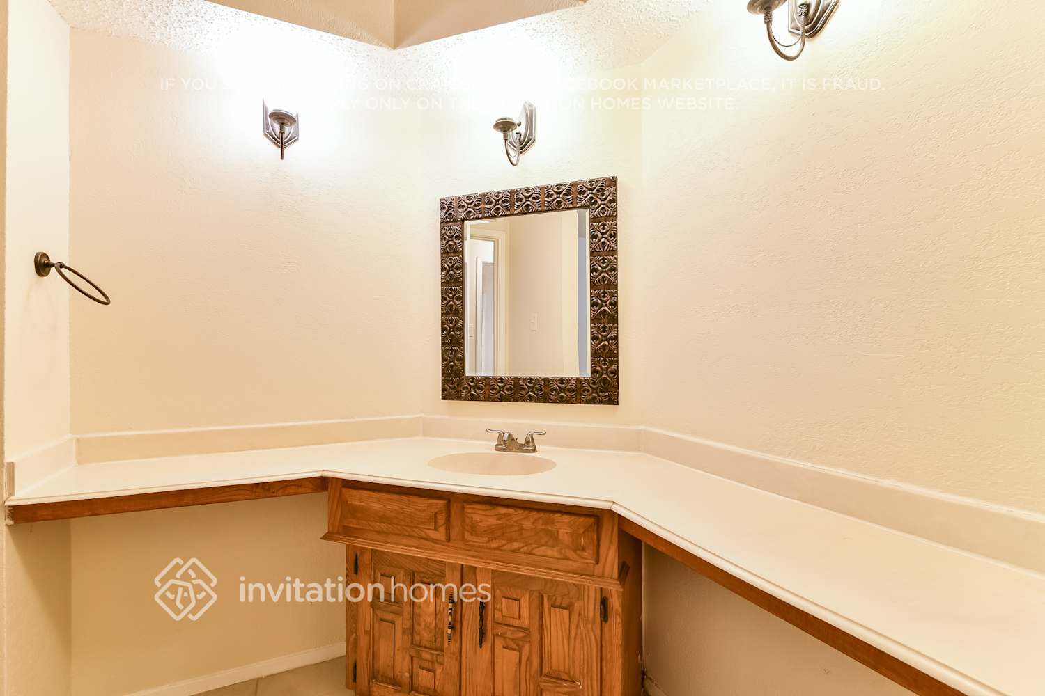 Building Photo - 17411 Glenhew Rd