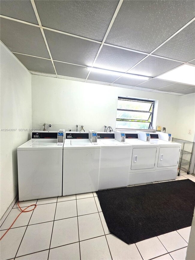 Building Photo - 3582 NE 171 St