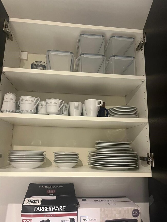 Building Photo - 2750 NE 183rd St