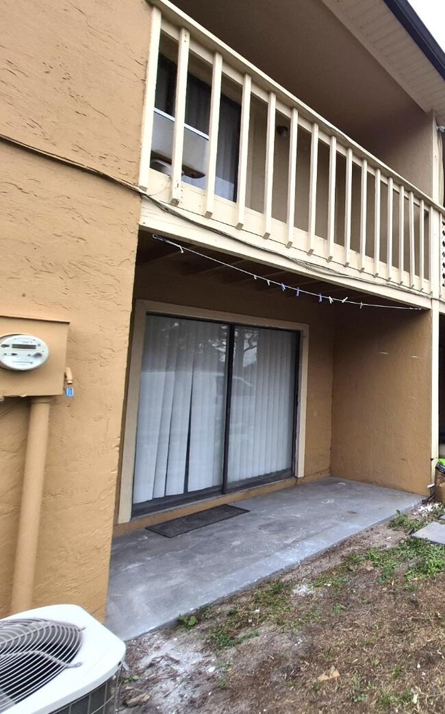 Building Photo - 103 Booth Ln