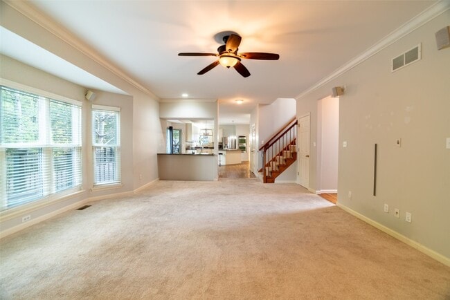 Building Photo - 570 Castle Ridge Dr