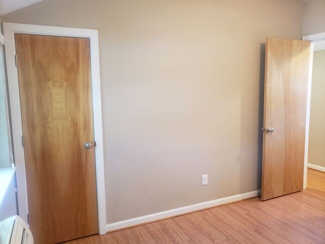 Building Photo - Two Story Modern Home in Heart of SE Portland
