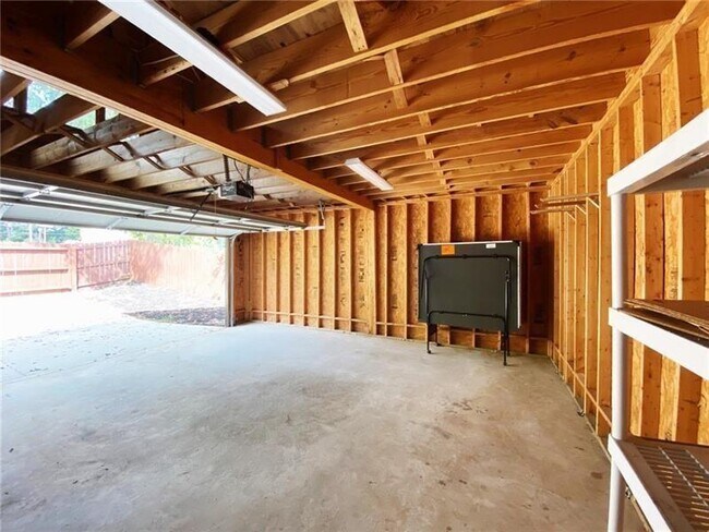 Building Photo - 286 Morgan Pl SE