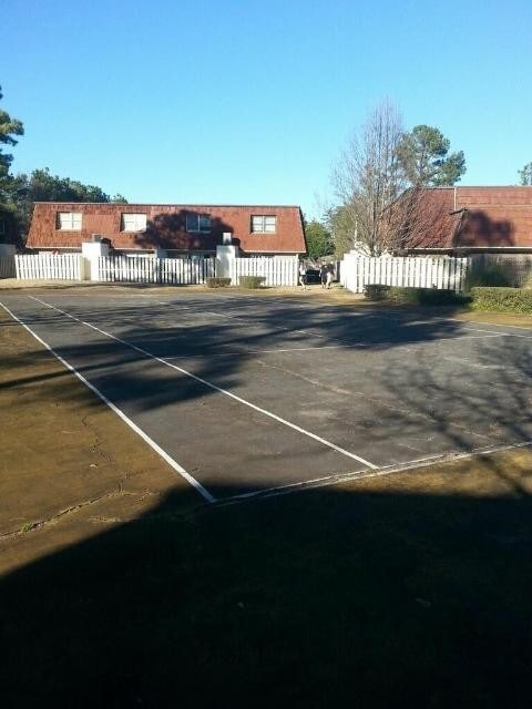 Building Photo - 2 Bedroom/1.5 Bath Condo for Rent! $1,300....