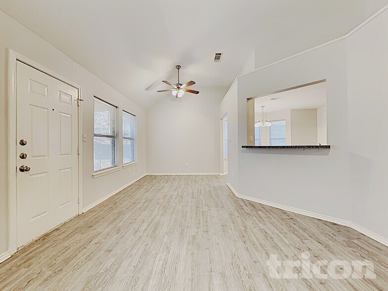 Building Photo - 1508 Sunflower Ln