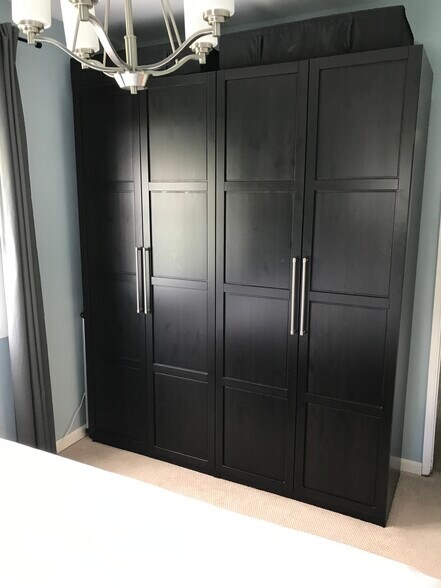 Large wardrobe in master - 13301 56th Ave S