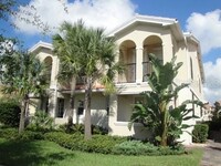 Building Photo - 8537 Insular Ln