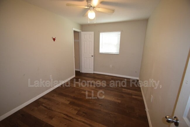 Building Photo - 2720 S San Gully Rd