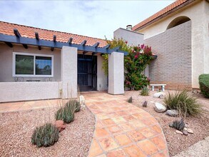 Building Photo - Scenic Living at Dorado Golf Course; 3 Bedroom 2 Bathroom