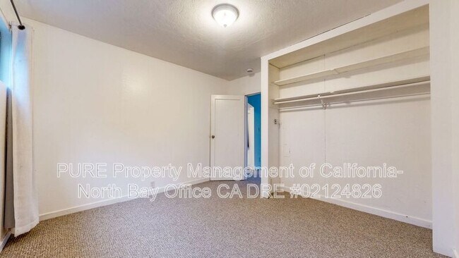 Building Photo - 3221 Acreage Ln
