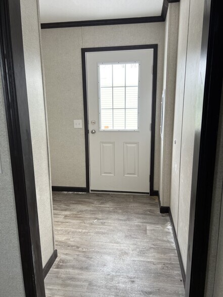 Building Photo - 333 E Lakewood Blvd