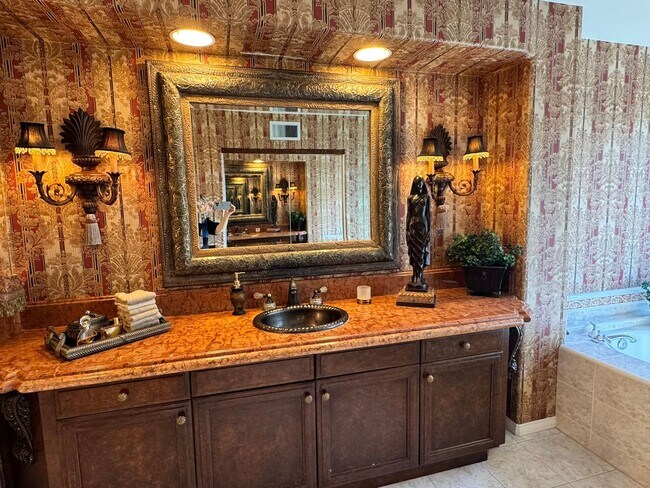 Building Photo - Stunning Executive Oceanview Home in Carlsbad's Exclusive Isla Mar Community