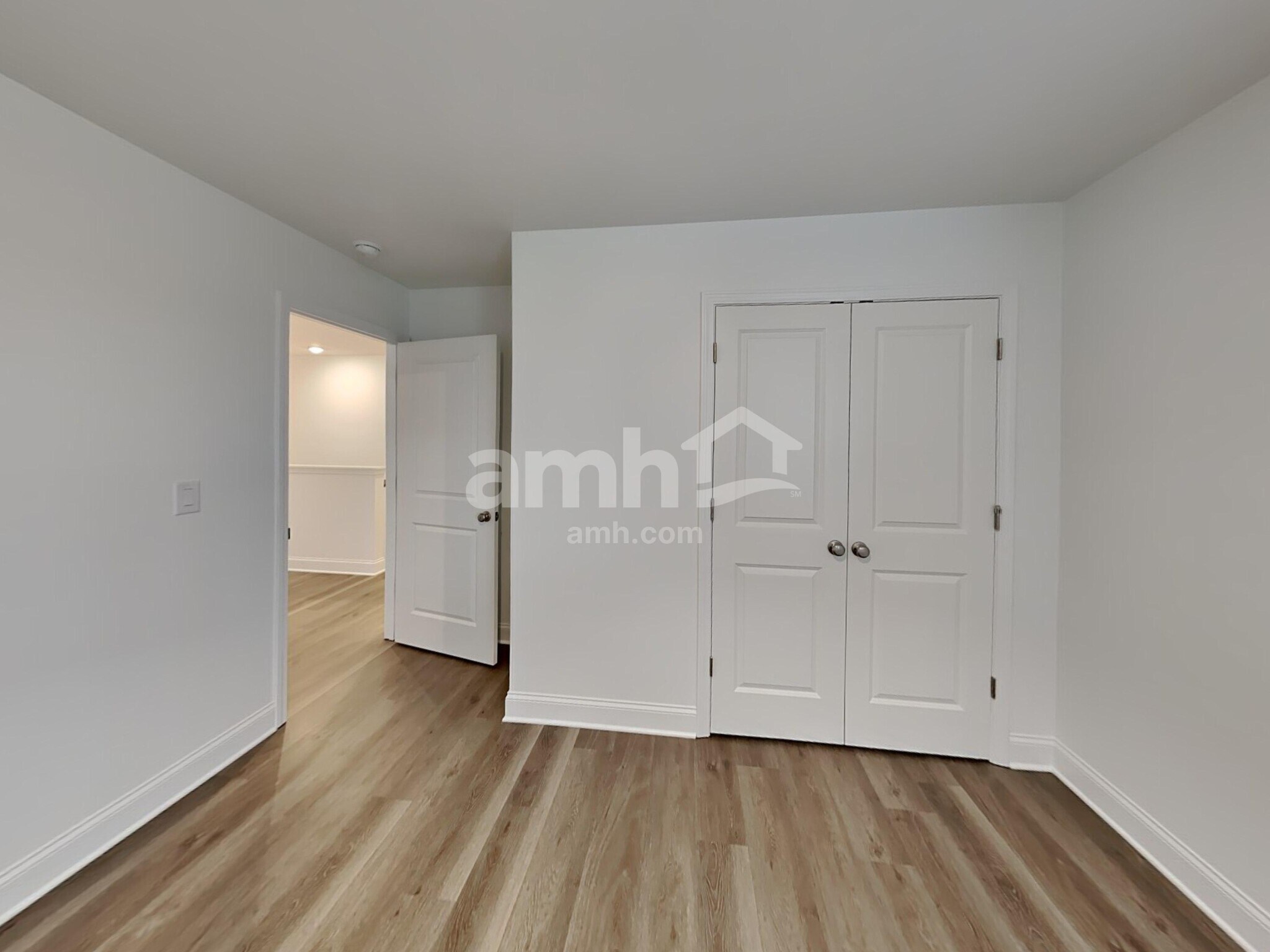 Building Photo - 56 Pointe Dr