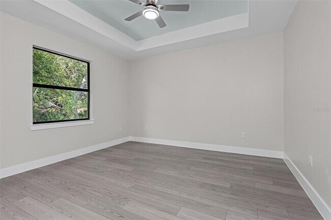 Building Photo - 26221 Sandhill Blvd