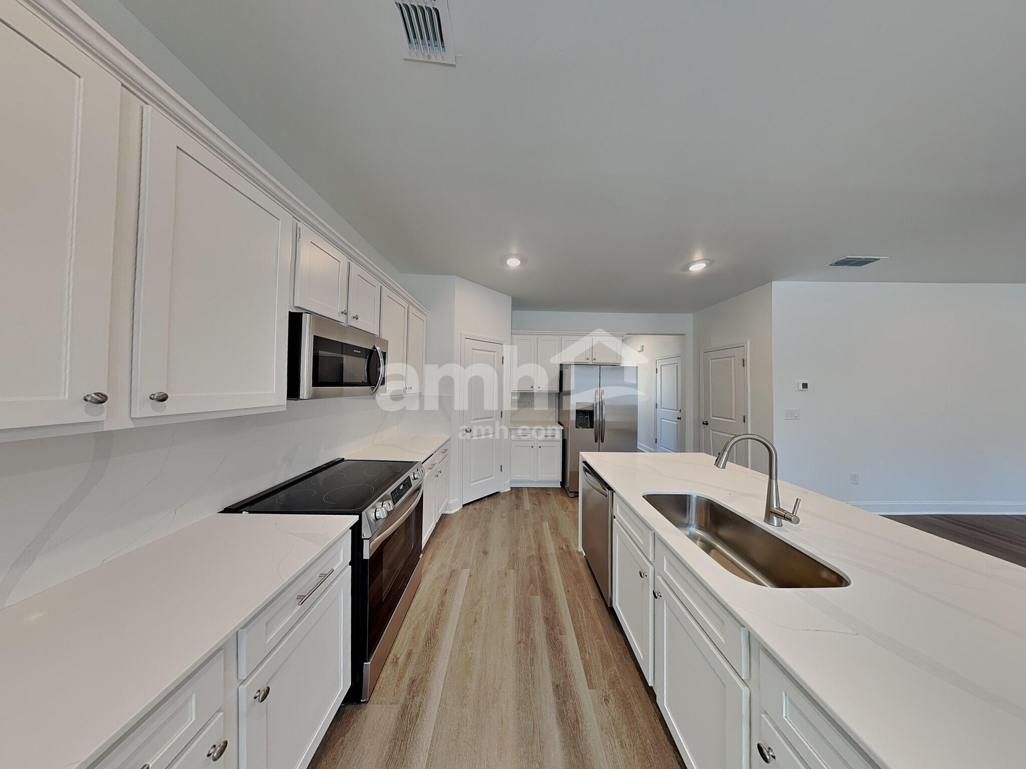Building Photo - 1409 Aquamarine Dr