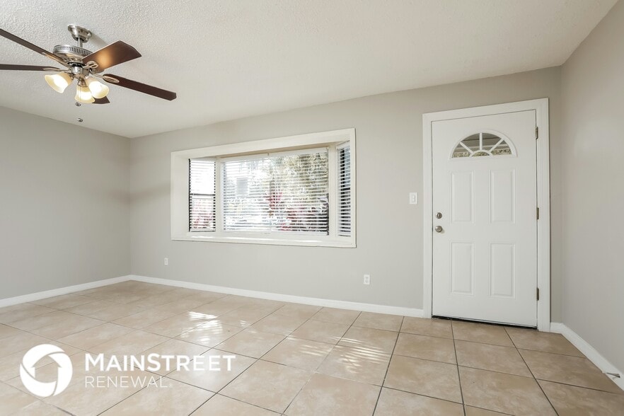 Building Photo - 307 S Ulysses Dr