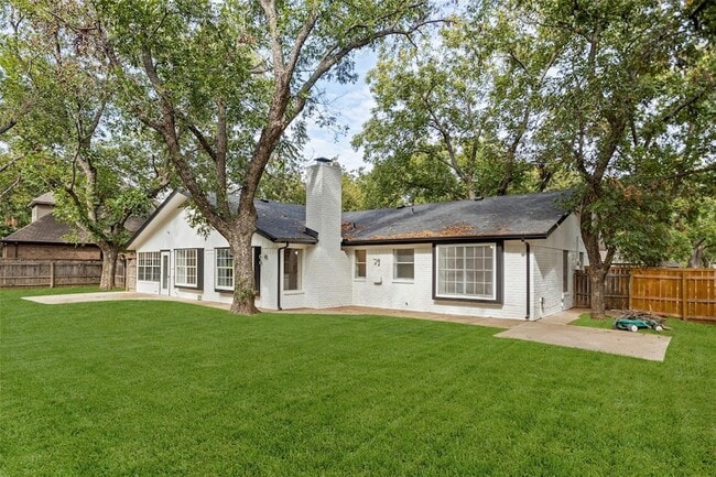 Building Photo - 8735 S Monticello Cir