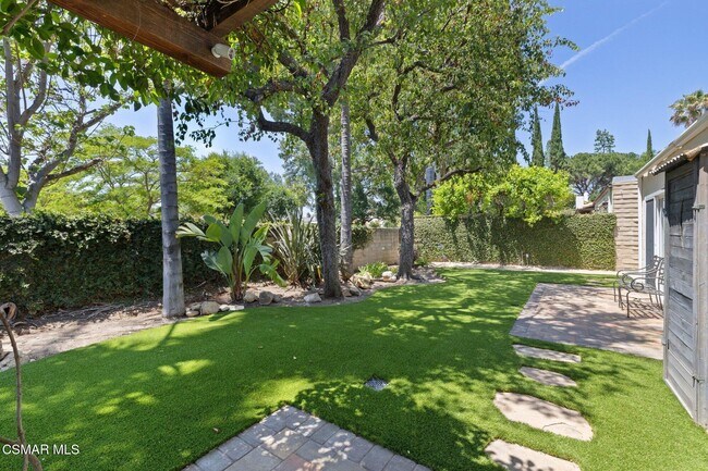 Building Photo - 4501 Regents Ct