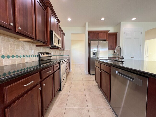 Building Photo - Luxury Living in a Gated Community – Modern 2-Bed Home with Premium Amenities!