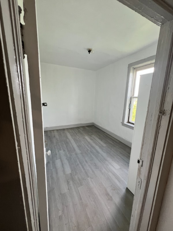 Building Photo - 1840 S Avers Ave