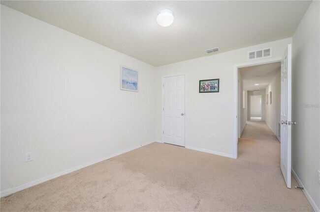 Building Photo - 2775 Red Horse Dr
