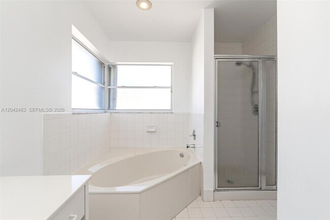 Building Photo - 4671 SW 154th Pl