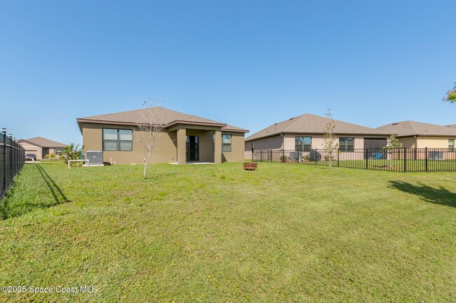 Building Photo - 3743 Coachman Ln SE