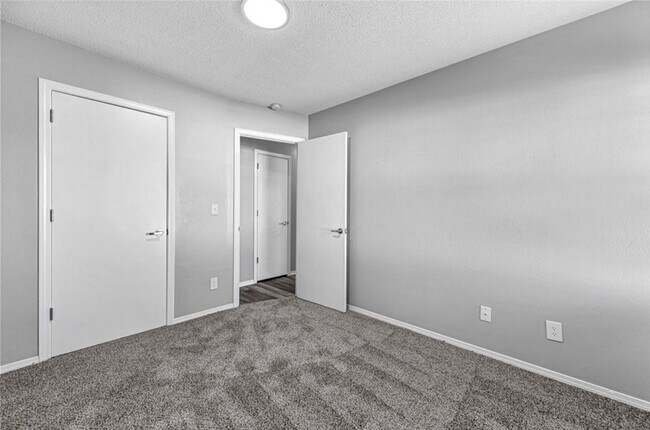 Building Photo - 4520 W Franciscan Trail