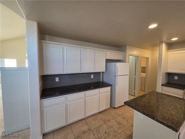 Building Photo - 6320 Legend Falls St