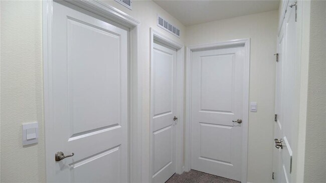 Building Photo - 6579 SW 81st Lp