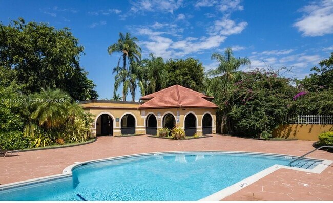 Building Photo - 15600 SW 80th St