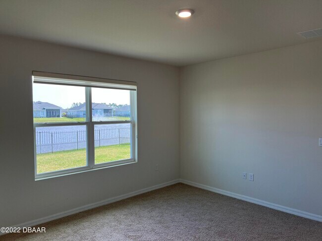 Building Photo - 325 Caryota Ct