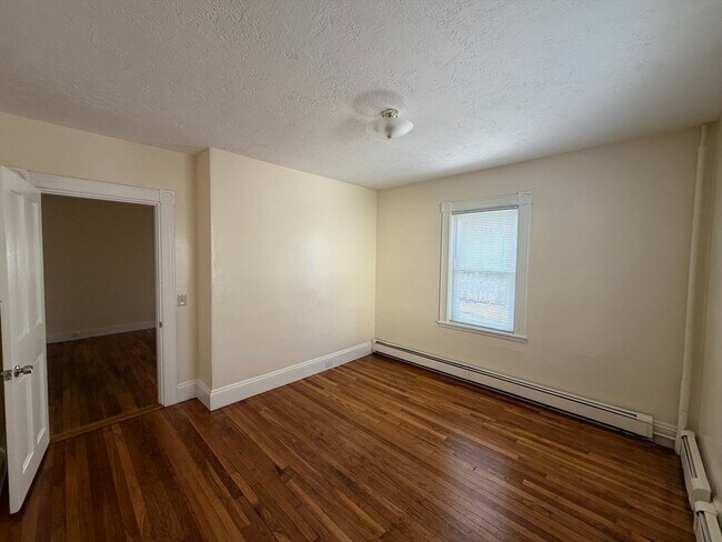 Building Photo - 16 Franklin Pl