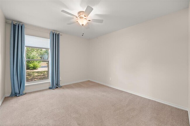 Building Photo - 6716 Skynook Dr