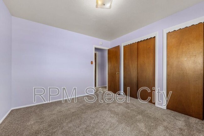 Building Photo - 61 University Cir