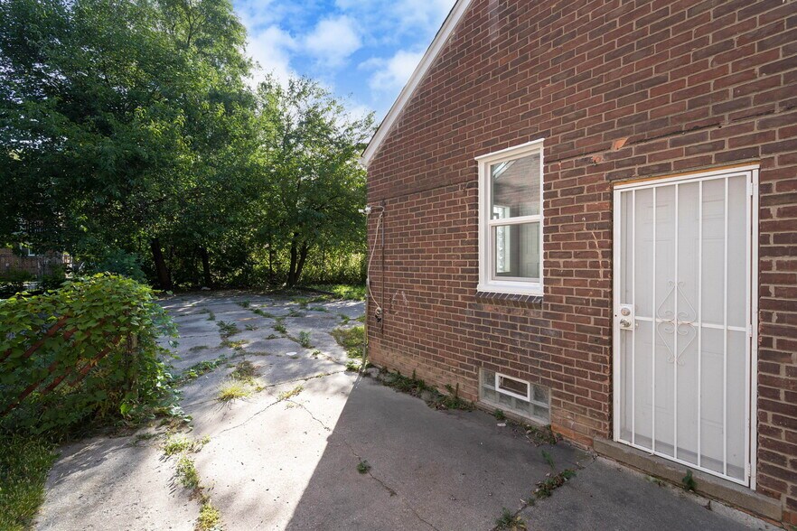 Building Photo - 11716 Coyle St