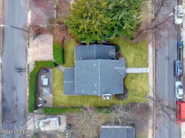 Building Photo - 610 Laurel Ave
