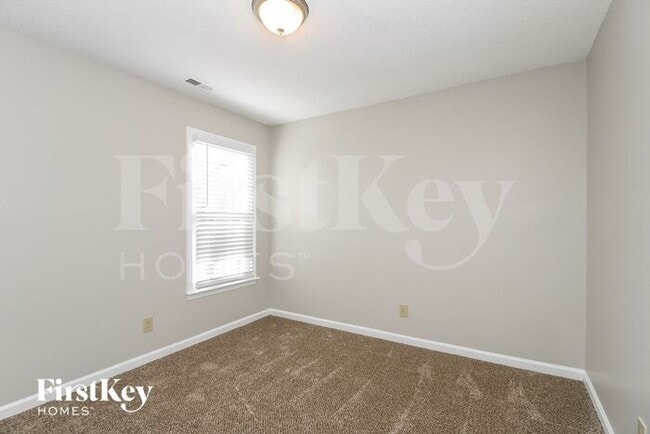 Building Photo - 7137 Avenbury Cir