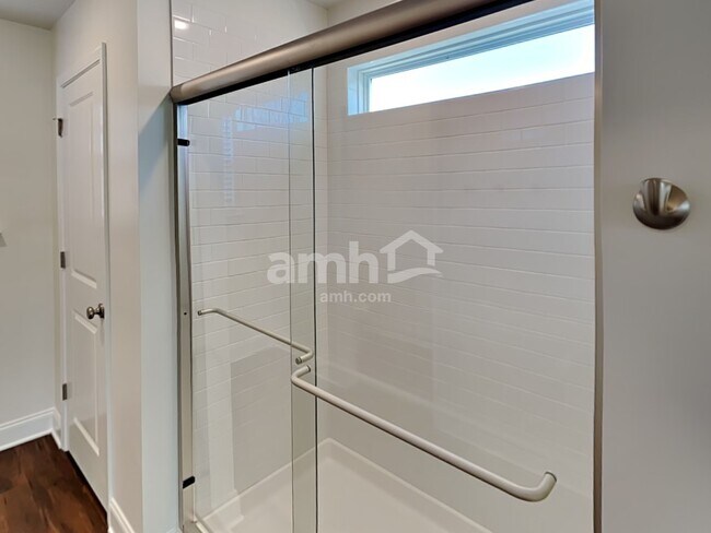 Building Photo - 602 Rivermist Dr