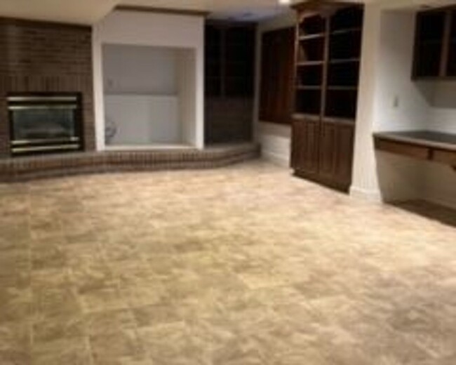 Building Photo - Littleton Rental Unit in Single Family hom...