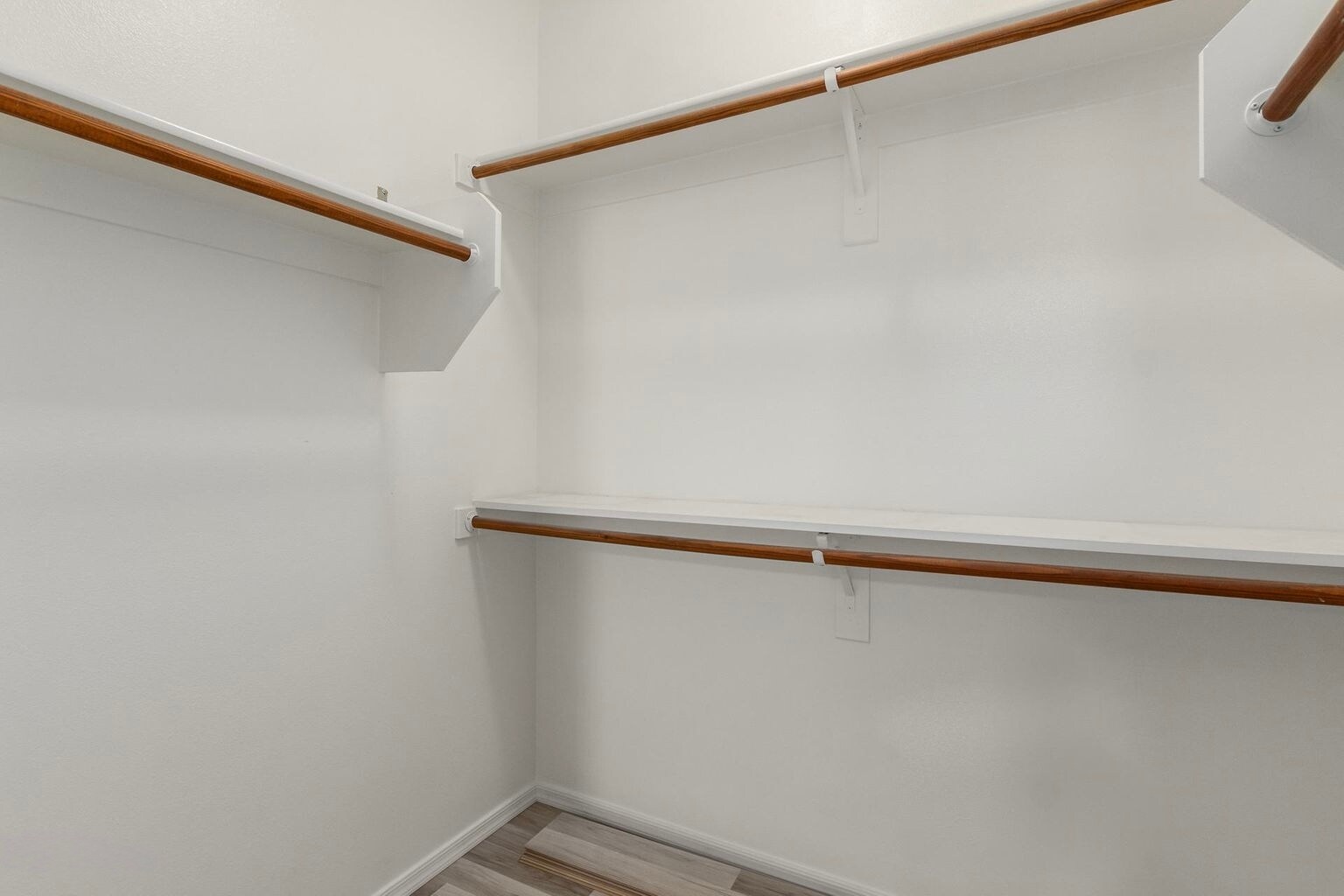 Building Photo - 1701 E Colter St