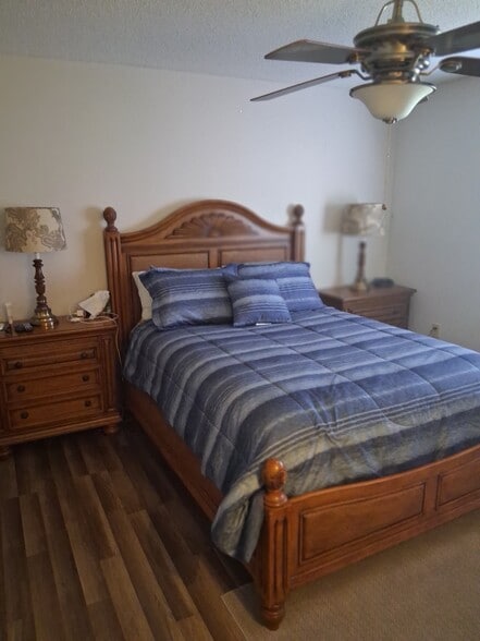 Building Photo - 2679 Sabal Springs Cir