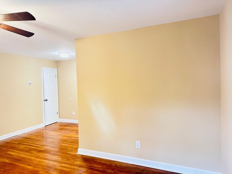 Building Photo - 8311 Garland Ave