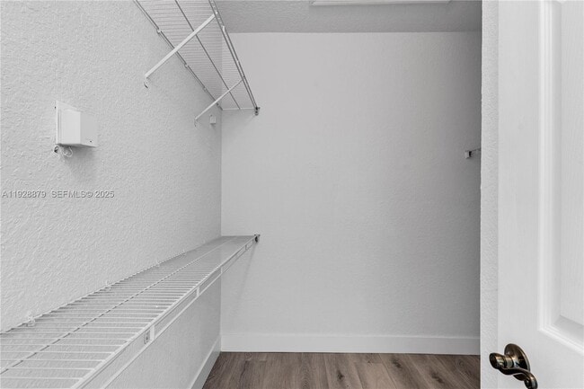 Building Photo - 2312 SE 21st St