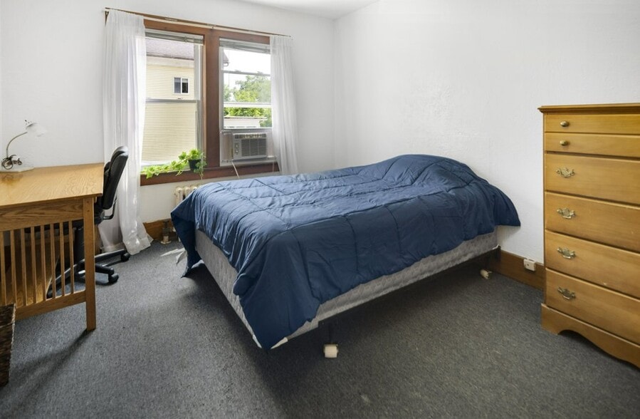 Building Photo - 305 Dryden Rd