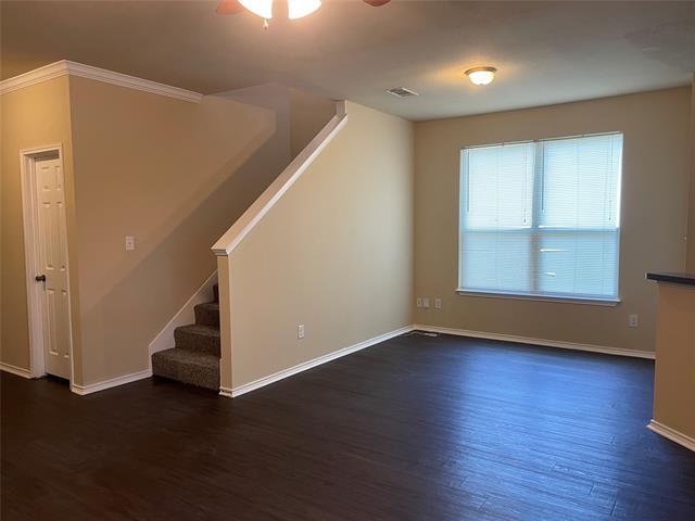 Building Photo - 338 Castleridge Dr