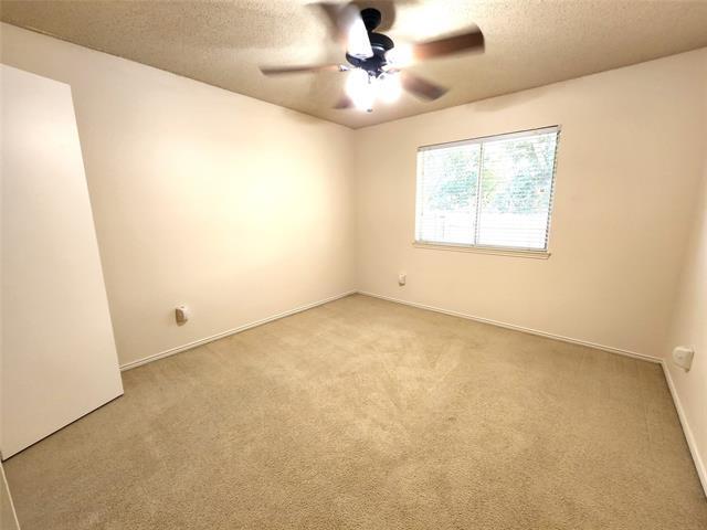 Building Photo - 2901 Custer Dr