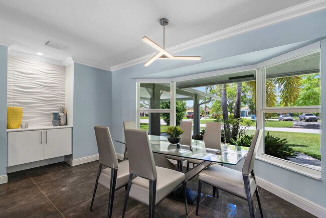 Building Photo - 2001 NW 36th St