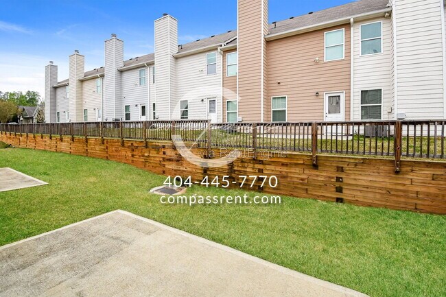 Building Photo - 101 Squarewood Ln NW